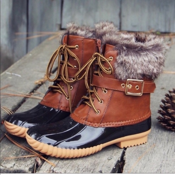 Shoes - 🌟HOST PICK🌟 Duck Booties